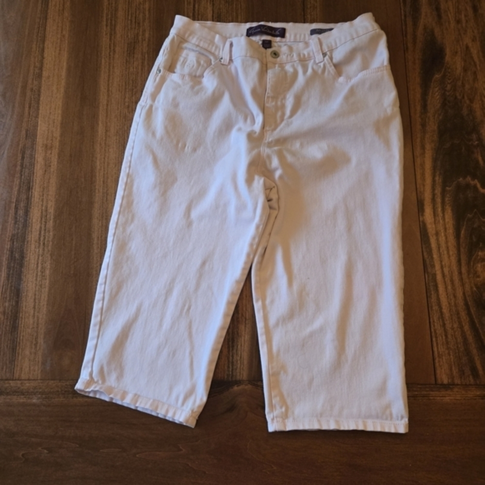 Gloria Vanderbilt Women's 16P Pink Amanda Capri Pants Stud Embellishments 5 pkt